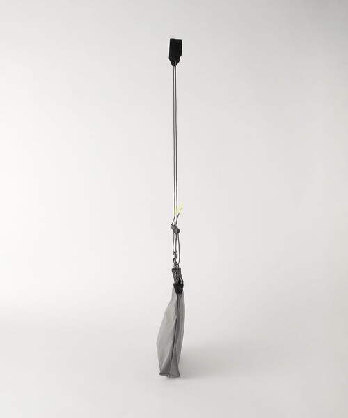 WEEKEND(ER)（ウィークエンダー）の「【別注】 ＜WEEKEND(ER)＞ リフレクター サコッシュ（ショルダーバッグ・メンズ・ブラック/グレー・FREE）」の14枚目の写真