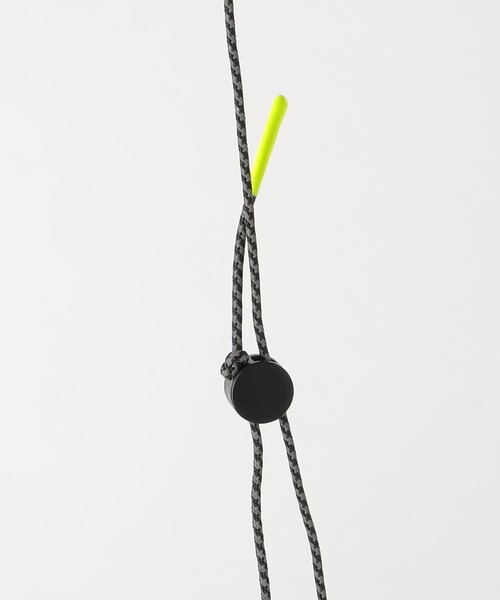 WEEKEND(ER)（ウィークエンダー）の「【別注】 ＜WEEKEND(ER)＞ リフレクター サコッシュ（ショルダーバッグ・メンズ・ブラック/グレー・FREE）」の7枚目の写真