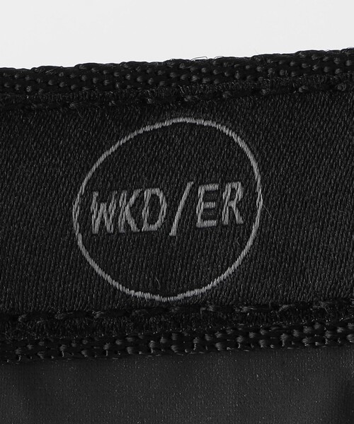 WEEKEND(ER)（ウィークエンダー）の「【別注】 ＜WEEKEND(ER)＞ リフレクター サコッシュ（ショルダーバッグ・メンズ・ブラック/グレー・FREE）」の4枚目の写真