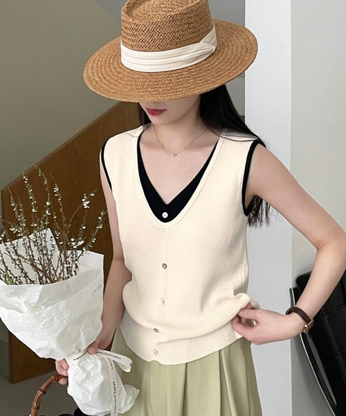 OSYAREVO（オシャレボ）の「レイヤード風 ベスト トップス（ベスト・レディース・ホワイト/ブラック・ONESIZE）」の15枚目の写真