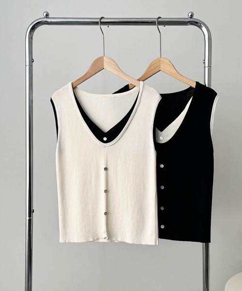 OSYAREVO（オシャレボ）の「レイヤード風 ベスト トップス（ベスト・レディース・ホワイト/ブラック・ONESIZE）」の16枚目の写真