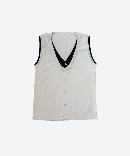 OSYAREVO（オシャレボ）の「レイヤード風 ベスト トップス（ベスト・レディース・ホワイト/ブラック・ONESIZE）」の13枚目の写真