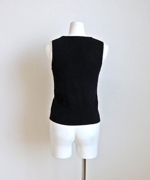 OSYAREVO（オシャレボ）の「レイヤード風 ベスト トップス（ベスト・レディース・ホワイト/ブラック・ONESIZE）」の10枚目の写真