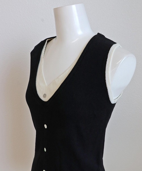 OSYAREVO（オシャレボ）の「レイヤード風 ベスト トップス（ベスト・レディース・ホワイト/ブラック・ONESIZE）」の8枚目の写真