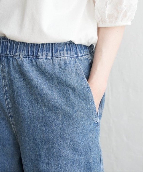 LBC（エルビーシー）の「デニムカーブパンツ（デニムパンツ・レディース・ライトブルー/ダークネイビー・M/L）」の6枚目の写真