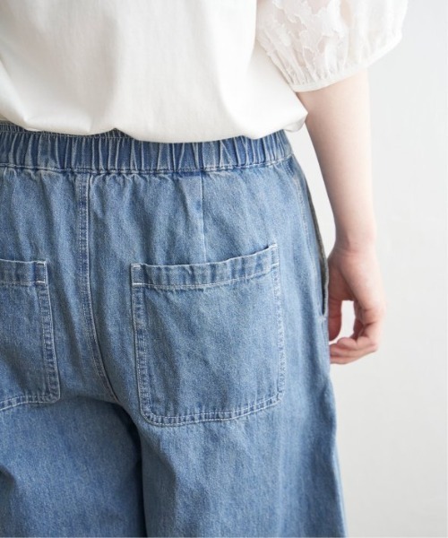 LBC（エルビーシー）の「デニムカーブパンツ（デニムパンツ・レディース・ライトブルー/ダークネイビー・M/L）」の8枚目の写真