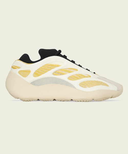 YEEZY 700 V3 SAFFLOWER (SRPHYM)
