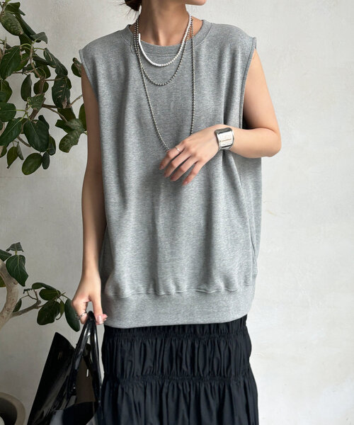 DouDou(ドゥドゥ)の「スウェットタンクオーバープルオーバー(スウェット・レディース・グレー/オフホワイト/ブラック/キャメル・FREE)」の3枚目の写真