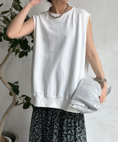 DouDou(ドゥドゥ)の「スウェットタンクオーバープルオーバー(スウェット・レディース・グレー/オフホワイト/ブラック/キャメル・FREE)」の2枚目の写真