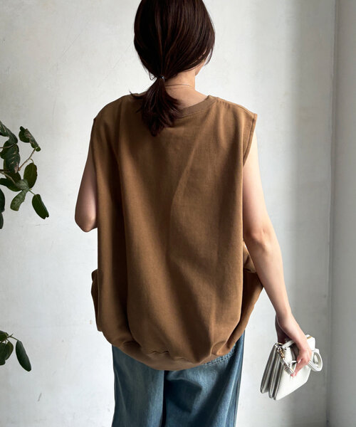 DouDou(ドゥドゥ)の「スウェットタンクオーバープルオーバー(スウェット・レディース・グレー/オフホワイト/ブラック/キャメル・FREE)」の13枚目の写真