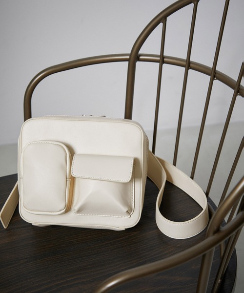 【セール】Cameraボディーバッグ(ボディバッグ/ウエストポーチ)|SALON adam et rope'(サロン アダム エ ロペ) 【セール】Cameraボディーバッグ(ボディバッグ/ウエストポーチ)|SALON adam et rope'(サロン アダム エ ロペ)