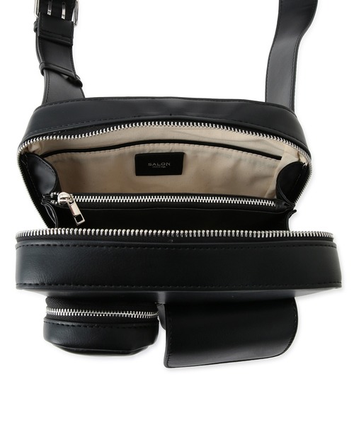 SALON adam et rope'（サロン アダム エ ロペ）の「Cameraボディーバッグ（ボディバッグ/ウエストポーチ・レディース・ブラウン/オフホワイト/ブラック・FREE）」の14枚目の写真