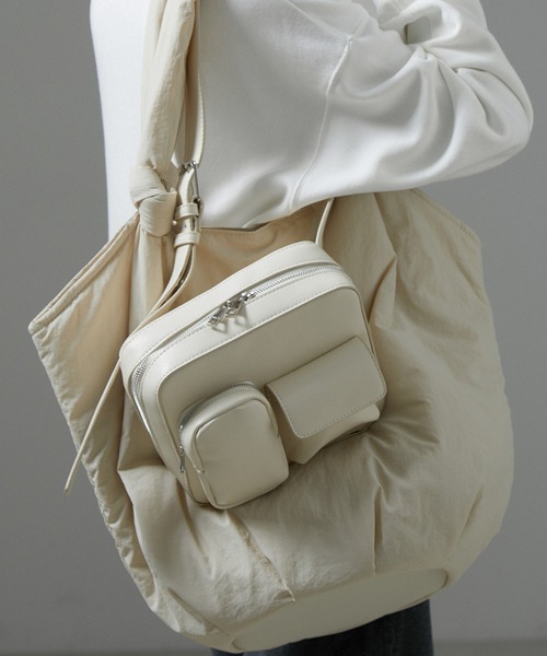 【セール】Cameraボディーバッグ(ボディバッグ/ウエストポーチ)|SALON adam et rope'(サロン アダム エ ロペ) 【セール】Cameraボディーバッグ(ボディバッグ/ウエストポーチ)|SALON adam et rope'(サロン アダム エ ロペ)