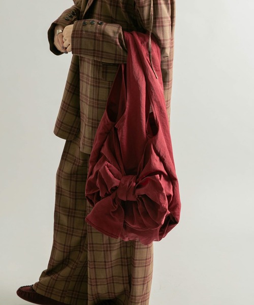 KBF(ケイビーエフ)の「アレンジリボンナイロンBAG(ショルダーバッグ・レディース・バーガンディー/カーキ/ブラック・ONE)」の5枚目の写真