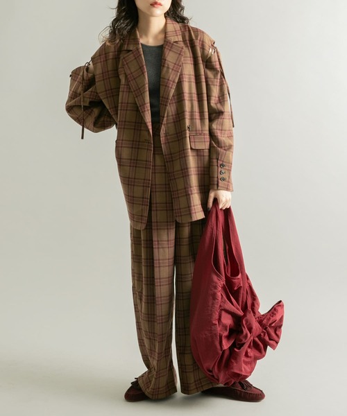 KBF(ケイビーエフ)の「アレンジリボンナイロンBAG(ショルダーバッグ・レディース・バーガンディー/カーキ/ブラック・ONE)」の7枚目の写真