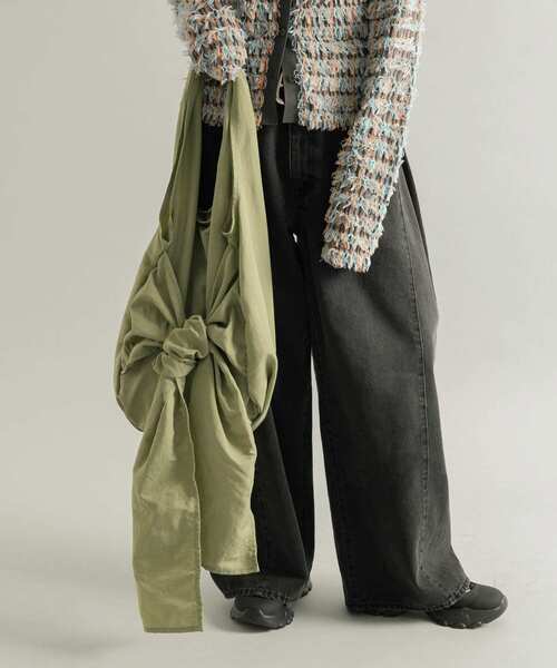 KBF(ケイビーエフ)の「アレンジリボンナイロンBAG(ショルダーバッグ・レディース・バーガンディー/カーキ/ブラック・ONE)」の11枚目の写真