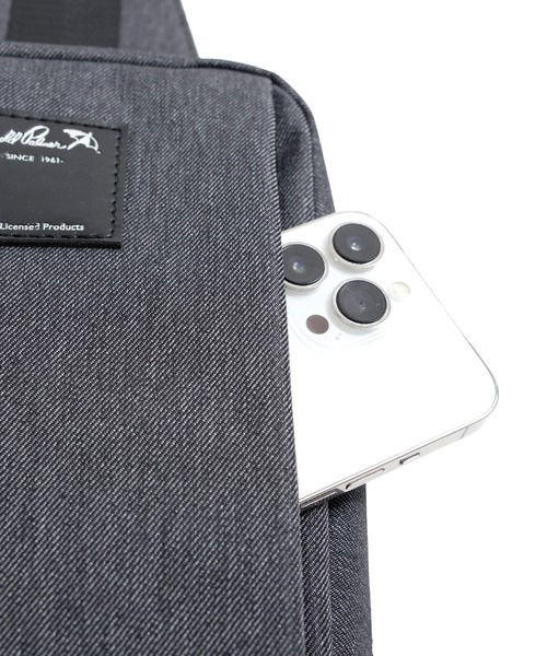 Arnold Palmer（アーノルドパーマー）の「デニムルック ボディバッグ（ボディバッグ/ウエストポーチ・メンズ・ブラック/ネイビー/ブラウン・F）」の7枚目の写真