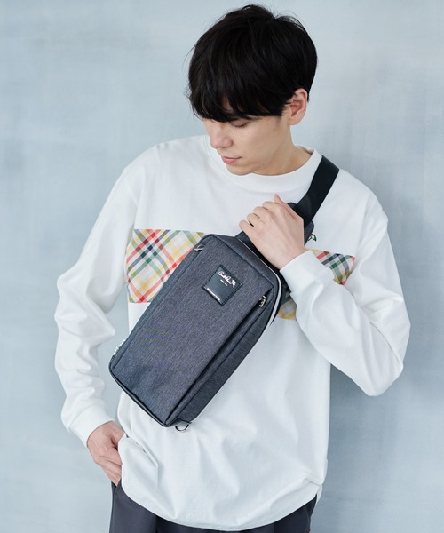 Arnold Palmer（アーノルドパーマー）の「デニムルック ボディバッグ（ボディバッグ/ウエストポーチ・メンズ・ブラック/ネイビー/ブラウン・F）」の10枚目の写真