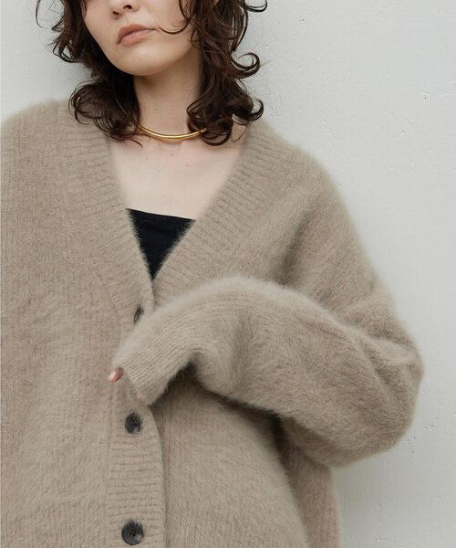 カシミヤ混カーディガン GALLARDAGALANTE（ガリャルダガランテ）の「カシミヤ混カーディガン