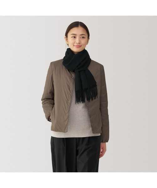 無印良品（ムジルシリョウヒン）の「ウール　マフラー（マフラー・レディース・ダークブラウン系/オレンジ系/ブルー系/グレー/ブラック・FREE）」の2枚目の写真