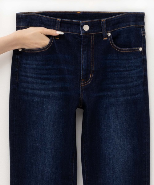 NAVY(ネイビー)の「NAVY 毎日はきたくなるデニム「マイデニ」 スリムストレート(デニムパンツ・レディース・ダークブルー/ライトインディゴブルー・S/XS/L/M)」の11枚目の写真