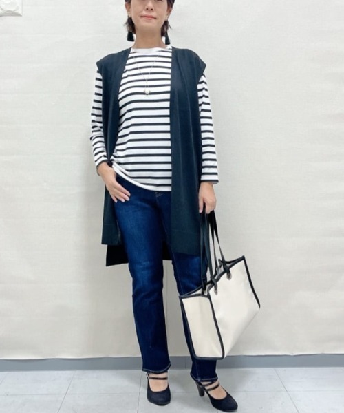 NAVY(ネイビー)の「NAVY 毎日はきたくなるデニム「マイデニ」 スリムストレート(デニムパンツ・レディース・ダークブルー/ライトインディゴブルー・S/XS/L/M)」の22枚目の写真