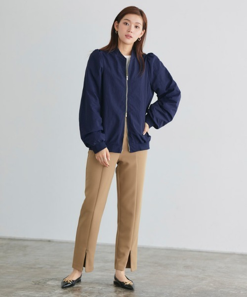 Pierrot（ピエロ）の「パフスリーブMA-1ブルゾン（MA-1・レディース・ブラック/アイボリー/ネイビー・L/M）」の12枚目の写真