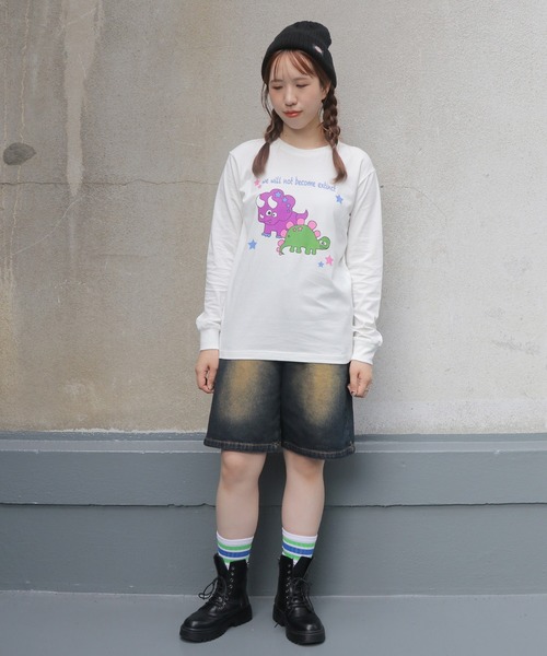 UNIT CHEST(ユニットチェスト)の「【UNIT CHEST】unique unisex long sleeve T-shirt/ユニークユニセックス ロンT OIF designer eggs コラボ 恐竜by manami_makifuji(Tシャツ/カットソー・レディース・ブラック/ホワイト/杢グレー・S/L/M)」の15枚目の写真