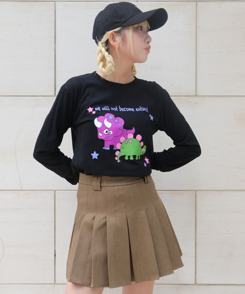 UNIT CHEST(ユニットチェスト)の「【UNIT CHEST】unique unisex long sleeve T-shirt/ユニークユニセックス ロンT OIF designer eggs コラボ 恐竜by manami_makifuji(Tシャツ/カットソー・レディース・ブラック/ホワイト/杢グレー・S/L/M)」の18枚目の写真