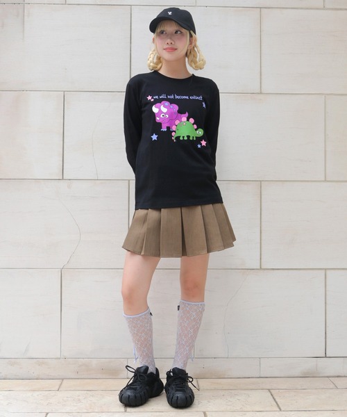 UNIT CHEST(ユニットチェスト)の「【UNIT CHEST】unique unisex long sleeve T-shirt/ユニークユニセックス ロンT OIF designer eggs コラボ 恐竜by manami_makifuji(Tシャツ/カットソー・レディース・ブラック/ホワイト/杢グレー・S/L/M)」の22枚目の写真