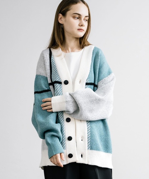 Rocky Monroe（ロッキーモンロー）の「オーバーサイズ 7Gクロスチェック柄Vネックカーディガン（カーディガン/ボレロ・メンズ・ネイビー/ホワイト×ライトグレー/ブラック/オフホワイト/ブルー・M/L）」の16枚目の写真