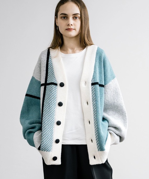 Rocky Monroe（ロッキーモンロー）の「オーバーサイズ 7Gクロスチェック柄Vネックカーディガン（カーディガン/ボレロ・メンズ・ネイビー/ホワイト×ライトグレー/ブラック/オフホワイト/ブルー・M/L）」の17枚目の写真