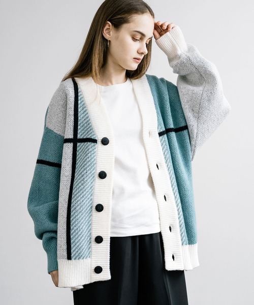 Rocky Monroe（ロッキーモンロー）の「オーバーサイズ 7Gクロスチェック柄Vネックカーディガン（カーディガン/ボレロ・メンズ・ネイビー/ホワイト×ライトグレー/ブラック/オフホワイト/ブルー・M/L）」の18枚目の写真