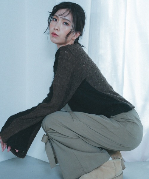 Nora Lily elle（ノラリリーエル）の「【Nora Lily】「elle」Bi-color Asymmetry Neck Kitting Top（その他トップス・レディース・ブラック/パープル系その他/ホワイト系その他・FREE）」の13枚目の写真