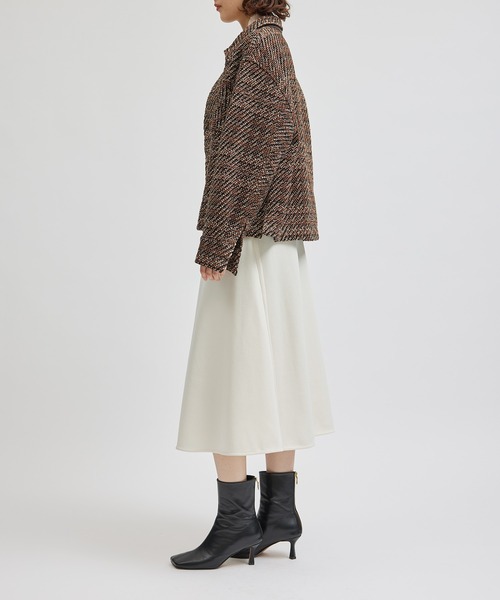 ROPE'（ロペ）の「梨地フレアスカート/セットアップ対応【Sサイズフェア対象】（スカート・レディース・ダークブラウン/イエロー系その他/オフホワイト・36/38/34）」の11枚目の写真