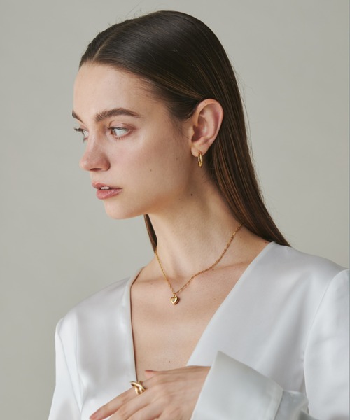 ciite' surgical stainless（シーテサージカルステンレス）の「【 金属アレルギー対応 】 ビジューハートネックレス サージカルステンレス（ネックレス・レディース・ゴールド・FREE）」の4枚目の写真