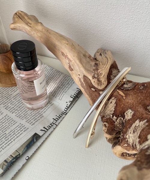 ciite'（シーテ）の「メタルロング シンプリーバレッタ（バレッタ/ヘアクリップ・レディース・ゴールド/シルバー/ピンクゴールド・FREE）」の4枚目の写真