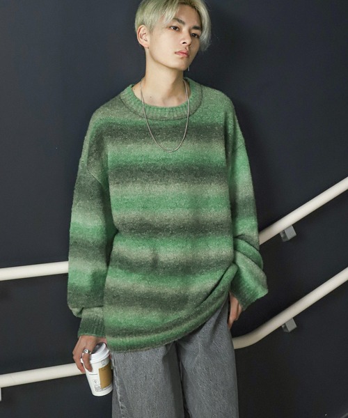ZIP FIVE（ジップファイブ）の「【ZIP FIVE】 5G グラデーション ボーダー ビッグシルエット クルー ニット セーター（ニット/セーター・メンズ・グリーン/ブラック/ブラウン・MEDIUM/LARGE）」の5枚目の写真