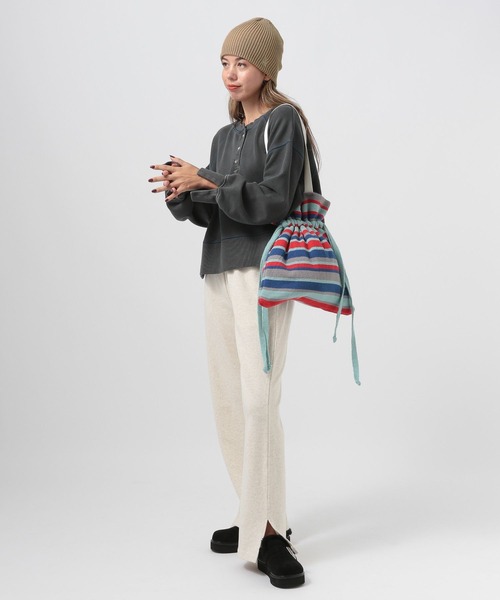 NEW ERA（ニューエラ）の「【NEW ERA(ニューエラ)】RIB BEANIE（ニットキャップ/ビーニー・レディース・ブラック/ベージュ・FREE）」の19枚目の写真