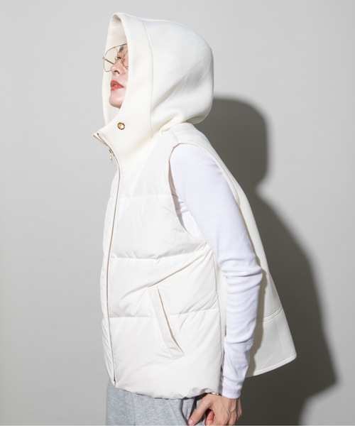 【極美品】マスターバニー　ホワイト キルティングベスト　フード付き 極美品】マスターバニー ホワイト キルティングベスト フード付き 極美