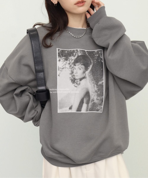 NOGLE（ノグル）の「【NOGLE/ノグル】アソートフォトスウェット（スウェット・レディース・ホワイト系1/ホワイト系2/ブラック/ホワイト/グレー系1/チャコール・FREE）」の6枚目の写真