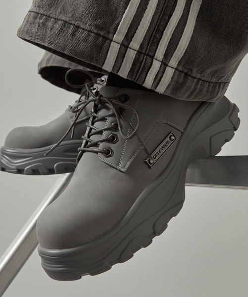 Alfred Alex（アルフレッドアレックス）の「【Alfred Alex】Chunky Metal Plate Shoes/ハイソール メタルプレート シューズ（スニーカー・メンズ・ブラック/ホワイト/ブラウン/グレー・S/M/L）」の3枚目の写真