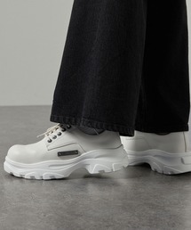 Alfred Alex（アルフレッドアレックス）の「【Alfred Alex】Chunky Metal Plate Shoes/ハイソール メタルプレート シューズ（スニーカー）」