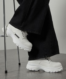 Alfred Alex（アルフレッドアレックス）の「【Alfred Alex】Chunky Metal Plate Shoes/ハイソール メタルプレート シューズ（スニーカー）」