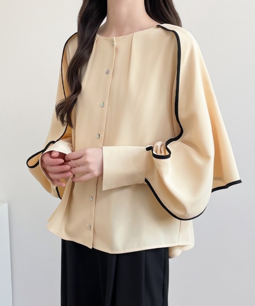 ECLIN(エクラン)の「配色パイピングレイヤード風ケープブラウス(シャツ/ブラウス・レディース・グリーン/ベージュ/ブラック・M/L/XL)」の13枚目の写真