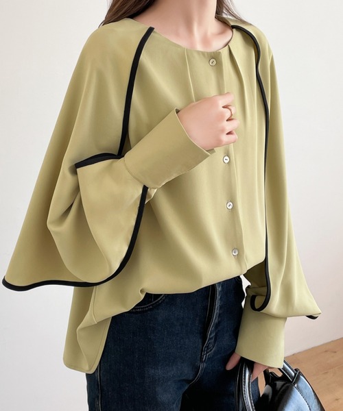 ECLIN(エクラン)の「配色パイピングレイヤード風ケープブラウス(シャツ/ブラウス・レディース・グリーン/ベージュ/ブラック・M/L/XL)」の5枚目の写真