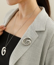 JewCas（ジュアキャス）の「JewCas Felixサークル渦巻 ブローチ[JC4815]（ブローチ/コサージュ）」