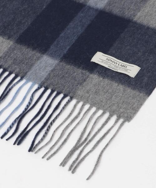 URBAN RESEARCH Sonny Label（アーバンリサーチサニーレーベル）の「ウールカシミヤチェックワイドマフラー（マフラー・メンズ・ベージュ系その他/ブルー系その他/オレンジ系その他/グレー系その他・ONE）」の10枚目の写真