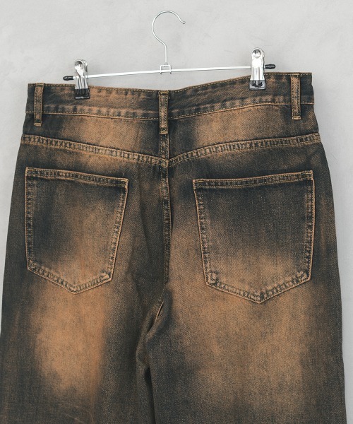 Shoowtime(ショウタイム)の「Wide straight vintage washed denim pants / ワイドストレートヴィンテージウォッシュデニムパンツ(デニムパンツ・メンズ・ブルー/ブラック・X-LARGE/LARGE/MEDIUM)」の3枚目の写真