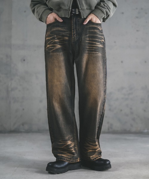 Shoowtime(ショウタイム)の「Wide straight vintage washed denim pants / ワイドストレートヴィンテージウォッシュデニムパンツ(デニムパンツ・メンズ・ブルー/ブラック・X-LARGE/LARGE/MEDIUM)」の19枚目の写真